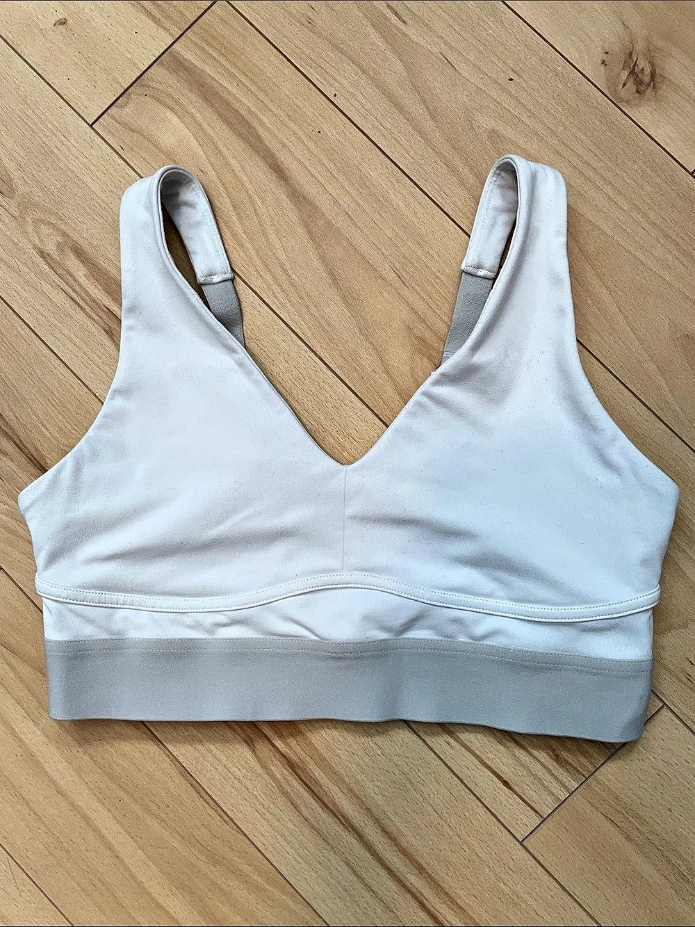 Fabletics Yoga/Light Sports Bra White